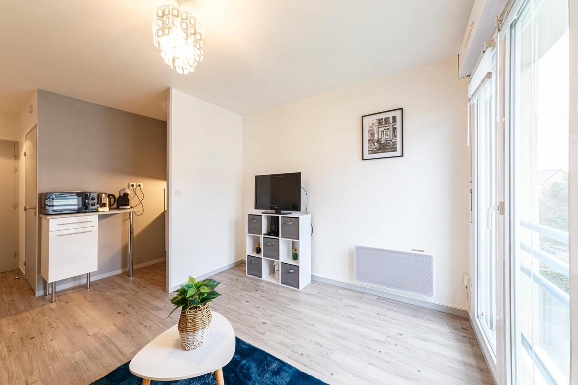 Ferienwohnung Le Bocage Wifi Parking Tramway Angers Exterior foto